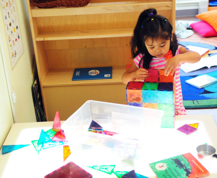 Early learning centers and program partners are working with families by preparing young Native children for successful transition from pre-K to K-3 education.