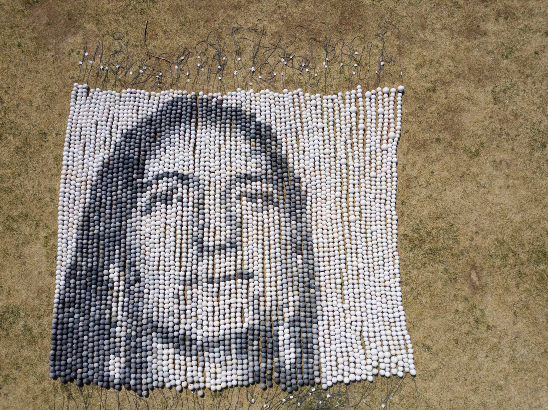 Composed of over 4000 individual handmade clay beads created by hundreds of communities across the so called U.S. and Canada, ‘Every One’ re-humanizes the data of missing and murdered Indigenous women, girls, queer and trans community members.